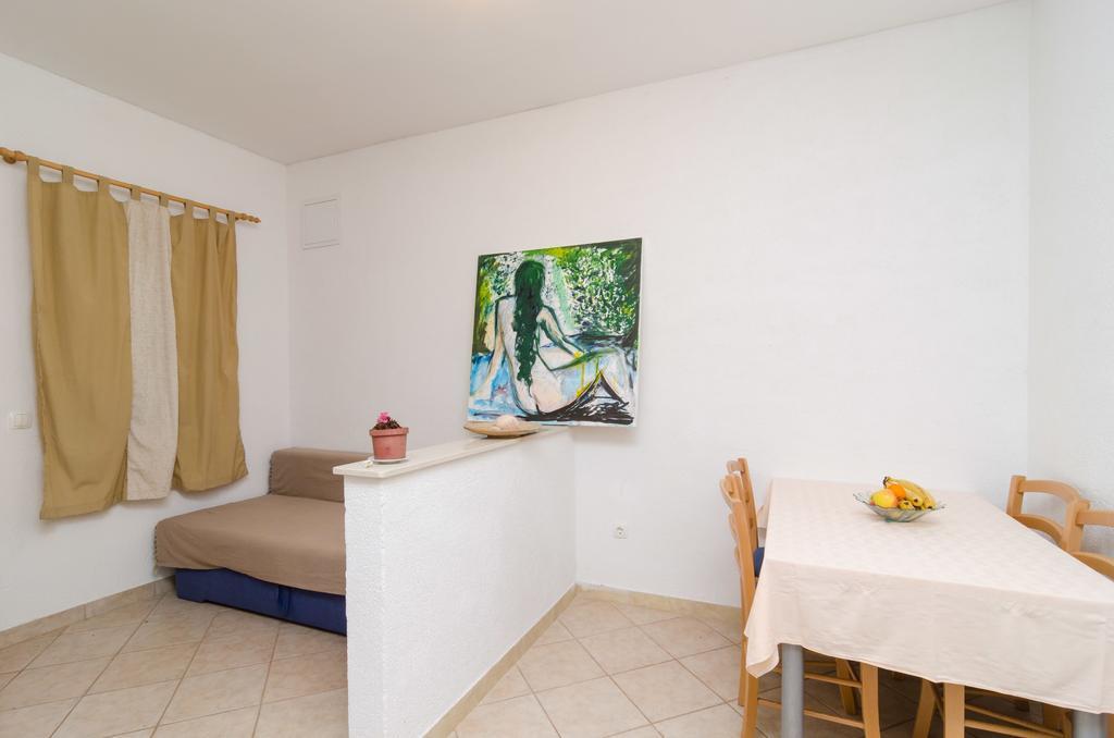 Apartman Limuni Saplunara