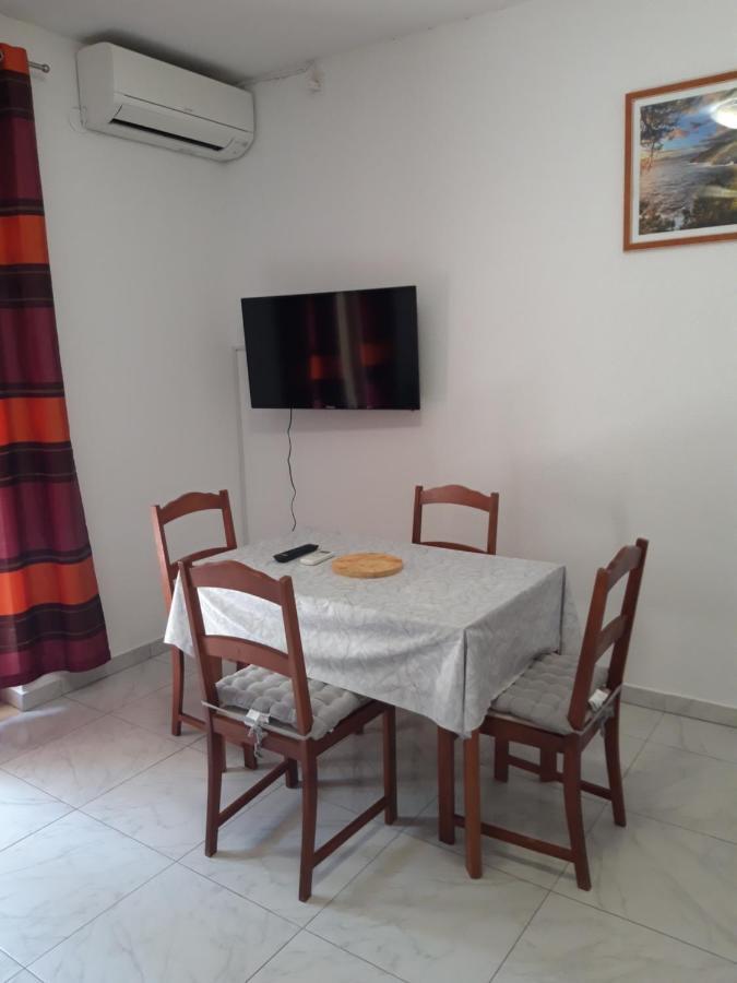 Limuni Apartment Saplunara