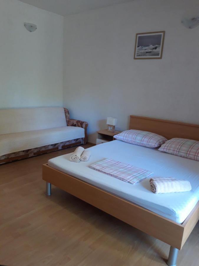 Apartman Limuni *